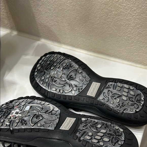 Skechers Women's Black Strappy Sandals - Picture 6 of 7